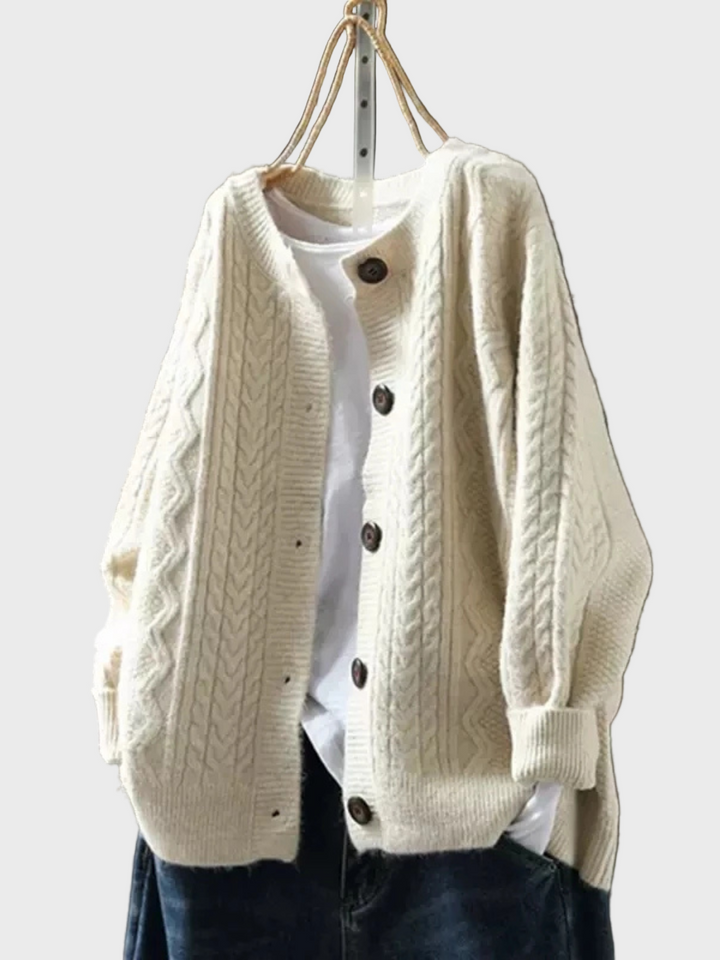 Lucia | Classic Cardigan