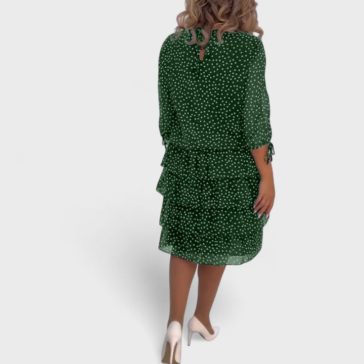 Clara – Classic Dress