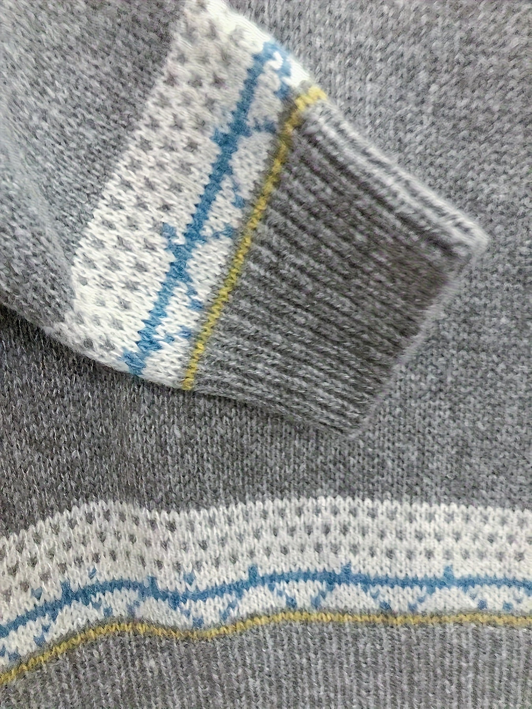 Luxe™ | Cozy and Stylish Nordic Sweater for Winter Elegance