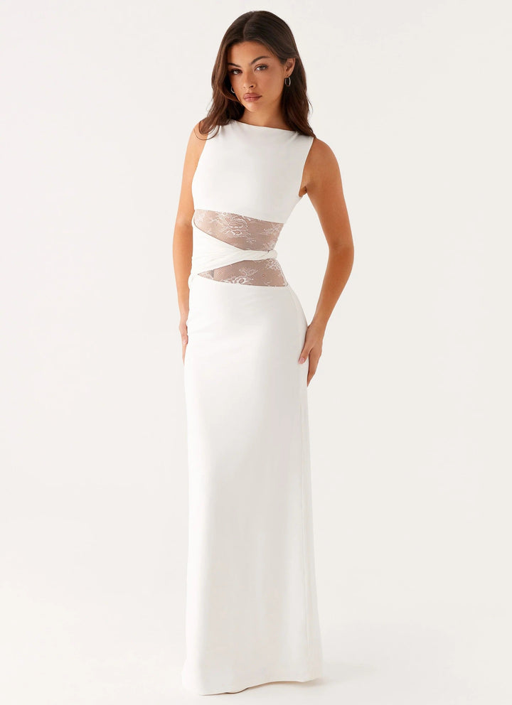 Leni - Fitted maxidress with discreet cuts and laces